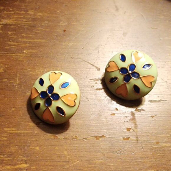 Jewelry - Vintage earings
